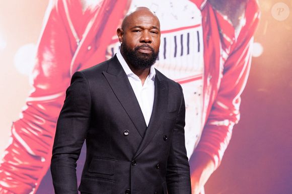 Le réalisateur américain Antoine Fuqua sur le tapis rouge avant la première du film "Michael" - biopic sur Michael Jackson. 10 avril 2026, Berlin. Photo : Carsten Koall/DPA/ABACAPRESS.COM