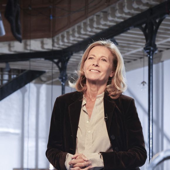 Exclusif - Claire Chazal lors de l'enregistrement de l'émission "Animaux Stars", présentée par B.Montiel et diffusée sur la chaine Animaux TV le 23 décembre 2023
© Jack Tribeca / Bestimage