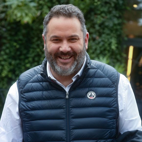 Bruce Toussaint - Arrivées à l'enregistrement de l'émission "Vivement Dimanche", présentée par M.Drucker et diffusée sur France 3 le 19 novembre, au Studio Gabriel à Paris. Le 31 octobre 2023
© Christophe Clovis / Bestimage
