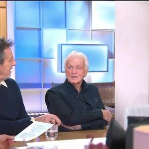 Dave sur le plateau de "C à vous" le 14 février 2026 sur France 5.