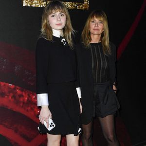 Mitty Hazanavicius et Axelle Laffont assistent au défilé Shiatzy Chen Womenswear Fall/Winter 2025-2026 dans le cadre de la semaine de la mode à Paris, France, le 10 mars 2025. Photo Aurore Marechal/Abaca