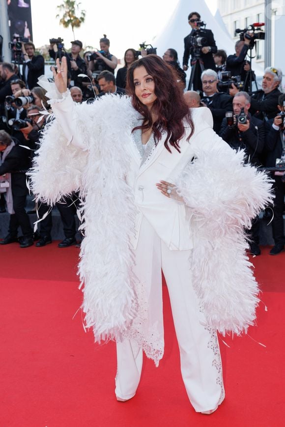 Aishwarya Rai - Montée des marches pour la cérémonie de clôture du 79ème Festival International du Film de Cannes, le 23 mai 2026. © Jacovides-Moreau / Bestimage