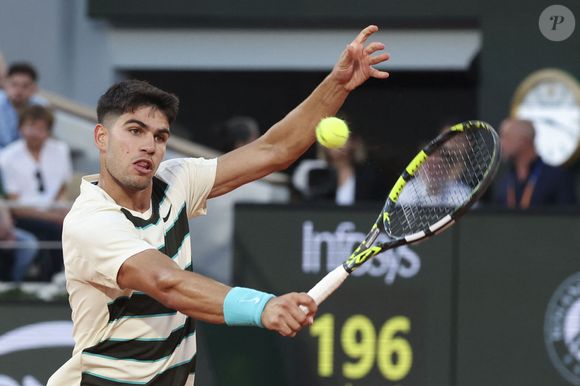 Carlos Alcaraz - Match C.Alcaraz (ESP) vs D.Dzumhur (BIH) (6-1, 6-3, 4-6, 6-4) lors des Internationaux de France de Tennis de Roland Garros 2025, le 30 mai 2025 à Paris.
© Michtof / PsnewZ / Bestimage