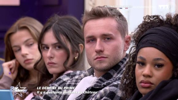 Chacun leur tour, ils ont sélectionné une chanson et ils pouvaient échanger avec leurs camarades. 

Extrait de la quotidienne "Star Academy". ©TF1