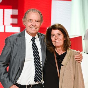 Exclusif - Michel Leeb et sa femme Beatrice Leeb - Enregistrement de l'émission "Vivement Dimanche" au Studio Gabriel à Paris, présentée par M.Drucker et diffusée le 5 octobre sur France 3
© Guillaume Gaffiot / Bestimage