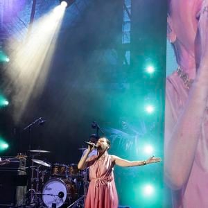 Exclusif - Tina Arena lors de l'enregistrement de l’émission La Grande Fête de Carcassonne, diffusée le samedi 6 septembre à 21.10 sur France 2, dans la Cité Médiévale de Carcassonne, France, le 24 juin 2025. © Jack Tribeca/Bestimage