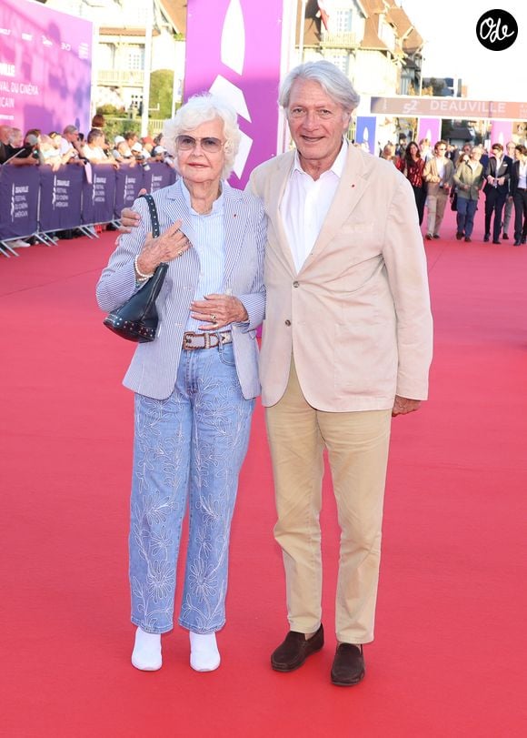 Anne D'Ornano et la Maire de Deauville Philippe Augier lors de la première du film 'L'Invitation' pendant la 52ème édition du Festival du Cinéma Américain de Deauville, France, le 5 septembre 2026. © Denis Guignebourg/Bestimage