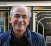 Olivier Kretz s'est confié à "The New Siècle" sur le succès de "L'Agence", la série qui a fait entrer son clan familial dans le quotidien des téléspectateurs.

Olivier Kretz - La famille Kretz, rendue célèbre par la série L’Agence diffusée sur Netflix, inaugure sa première agence immobilière physique à Paris, dotée de six pièces au 100 rue du Bac, dans le 7ème arrondissement de Paris, France. © Lionel Urman/Bestimage