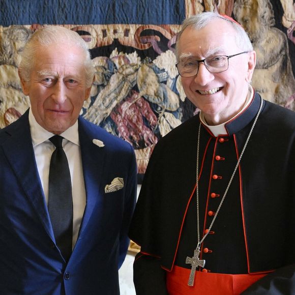 Le roi Charles III d'Angleterre et Camilla Parker Bowles, reine consort d'Angleterre, reçus par le pape Léon XIV au Vatican (Rome), le 23 octobre 2025. Photo par PA Photo/ Bestimage