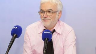 C'est officiel ! Dans moins de 2 mois, Pascal Praud sera remplacé par une figure phare des médias sur Europe 1
