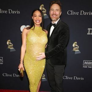Jessica Ledon (enceinte) et David Guetta lors du 66e gala pré-Grammy Awards et de la cérémonie « GRAMMY Salute To Industry Icons » en l'honneur de Jon Platt, au Beverly Hilton le 3 février 2024 à Beverly Hills, en Californie.
Photo Press Service / BESTIMAGE