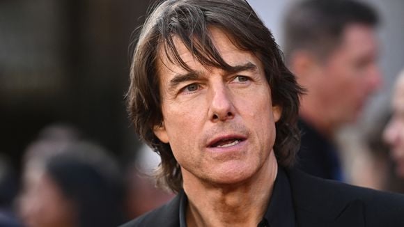 Moment de flottement pour Tom Cruise face à une question sur sa fille Suri, une position délicate