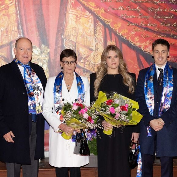 Le Prince Albert II de Monaco, la Princesse Stéphanie de Monaco, Louis Ducruet et Camille Gottlieb ont assisté à l'ouverture du 48ᵉ Festival International du Cirque de Monte-Carlo à Monaco 

S.A.S. le Prince Albert II de Monaco (Le prince Albert II de Monaco), S.A.S. la Princesse Stéphanie de Monaco (La princesse Stéphanie de Monaco), Louis Ducruet et Camille Gottlieb assistent à l'ouverture du 48ème Festival International du Cirque de Monte-Carlo, à Monaco © Olivier Huitel/Poo Monaco/Bestimage