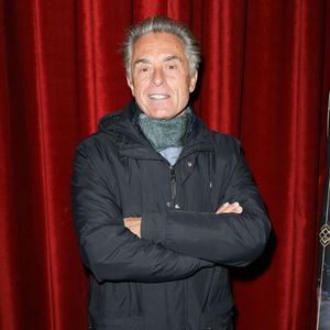 Gérard Holtz - Générale de la comédie musicale "Victor Lustig, l’homme qui vendit la Tour Eiffel" au théâtre Bobino à Paris le 22 octobre 2025. © Coadic Guirec/Bestimage