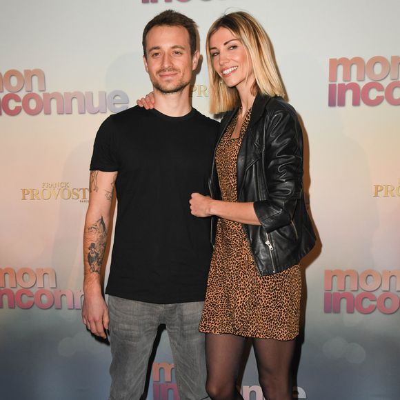 Hugo Clément et sa compagne Alexandra Rosenfeld (Miss France 2006) - Avant-première du film "Mon Inconnue" au cinéma UGC Normandie à Paris le 1er avril 2019. © Coadic Guirec/Bestimage