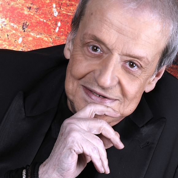 L'ex compagne de Guy Carlier et maman de Raphaël (Carlito) et de Stéphane était hospitalisée depuis de nombreuses semaines. 

Portrait de Guy Carlier lors de l'enregistrement de l'émission "Chez Jordan de Luxe"  le 19 avril 2024.

© Cédric Perrin / Bestimage