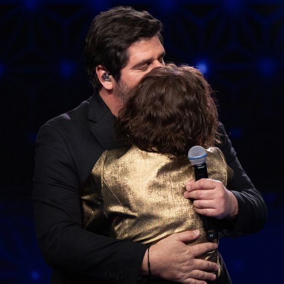 Exclusif - Patrick Fiori et Tina Arena pour les surprises lors de l'enregistrement de l'émission "La Boîte à secrets", présentée par F.Bollaert et diffusée le 23 janvier sur France 3, dans les studios du Lendit à Saint-Denis, France, le 16 décembre 2025. © Cyril Moreau/Bestimage