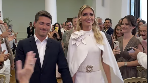 Au mariage du fils de Didier Deschamps à Nice, une figure emblématique de la télé parmi les invités : ce n'était pas la seule personnalité présente