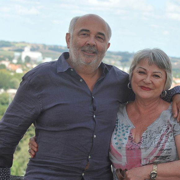 Josiane Balasko et Gérard Jugnot posent pour le photocall de 'Mes Heros' lors du 5ème Festival Du film Francophone d'Angoulême à Angoulême, France le 26 août 2012. Photo Giancarlo Gorassini/ABACAPRESS.COM