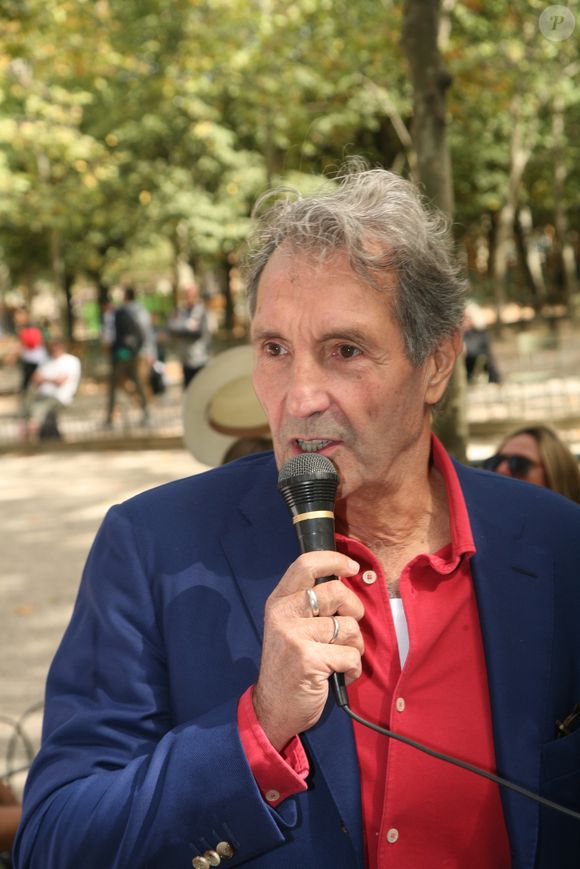 Exclusif - Jean-Jacques Bourdin - Trophée des personnalités au profit de l'association "Make a Wish" au jardin du Luxembourg à Paris le 18 septembre 2019. La fondation Make-A-Wish est une association dont le but est d'exaucer le vœu d'enfants âgés de deux ans et demi à dix-sept ans qui sont ou ont été gravement malades. JLPPA/Bestimage