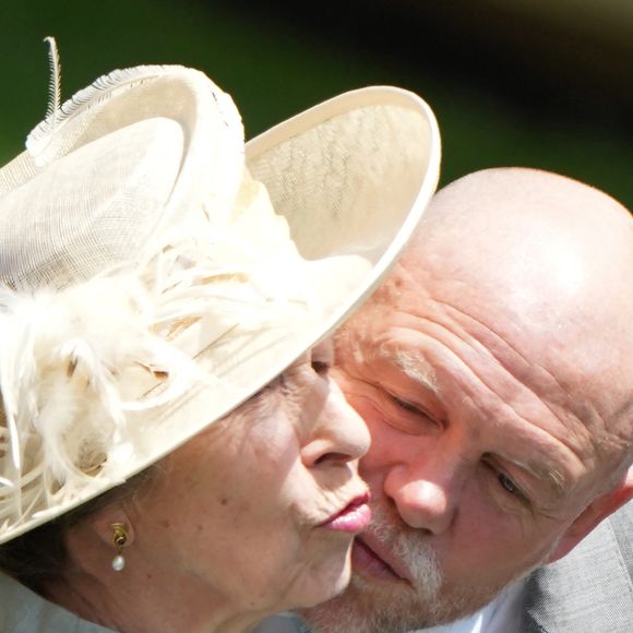 La princesse Anne, Mike Tindall  lors du premier jour des courses hippiques "Royal Ascot 2025", le 17 juin 2025. (Julien Burton / Bestimage).