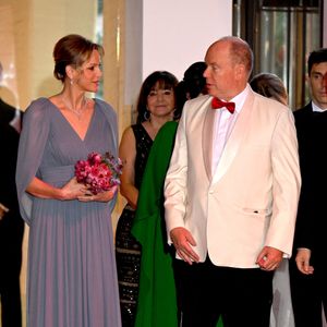 Le prince Albert II de Monaco et la princesse Charlene - 76ème Bal de la Croix Rouge dans la salle des Etoiles à Monaco le 12 juillet 2025. © Bruno Bebert/Bestimage