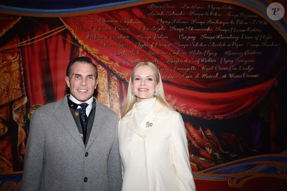 Le prince Charles-Philippe d'Orléans et sa compagne Naomi Kern - Remise des prix lors du 4ème jour du 45ème Festival International du Cirque de Monte Carlo sous le chapiteau Fontvieille à Monaco le 24 janvier 2023. © Claudia Albuquerquel/Bestimage
