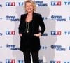 Le couple a mis près de 2 h 45 pour parcourir une dizaine de kilomètres, en raison de l'évacuation simultanée de tous les habitants.

Sophie Davant au photocall de lancement de la saison 2025 de "Danse avec les stars" (DALS) au siège de  TF1 à Boulogne-Billancourt, France, le 16 janvier 2025.

© Christophe Clovis / Bestimage