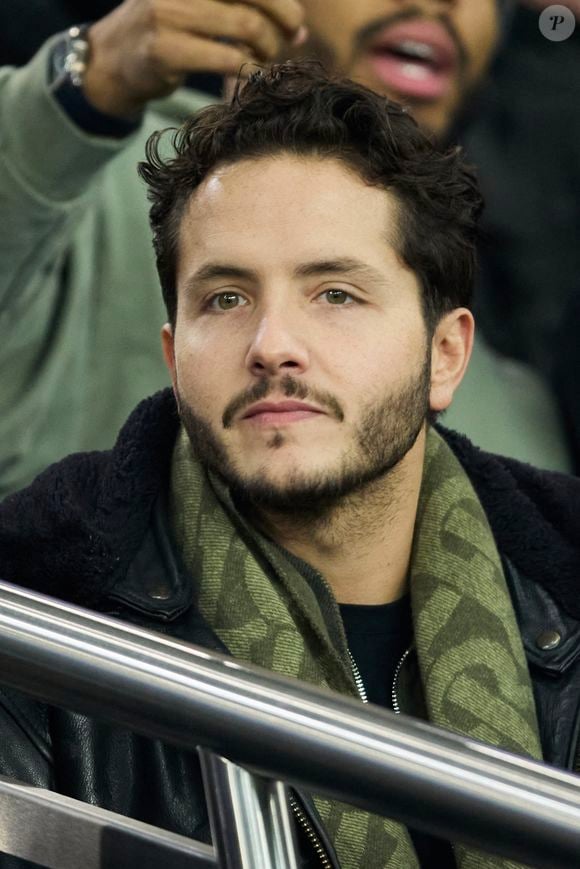Alexandre Kominek dans les tribunes lors du match de Ligue Des Champions 2024-2025 (LDC) "PSG - Brest (7-0)" au Parc Des Princes. © Cyril Moreau/Bestimage