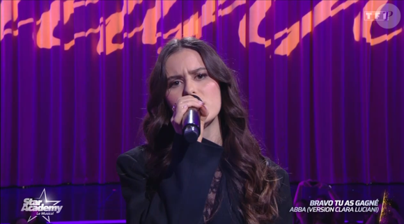 Jeanne dans la Star Academy - capture d'écran TF1