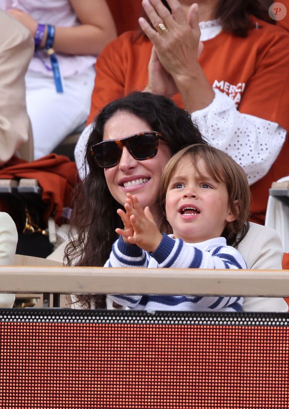 Xisca Perello, Rafael Junior - Hommage à Rafael Nadal lors des internationaux de France de tennis à Roland Garros le 25 mai 2025.

© Dominique Jacovides / Cyril Moreau / Bestimage