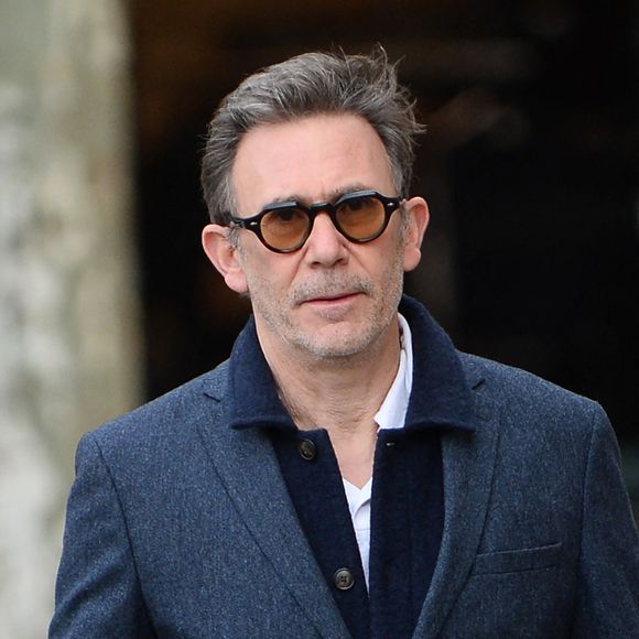 Michel Hazanavicius - Arrivées aux obsèques de Jean-Paul Rappeneau en l'église Saint-Sulpice à Paris le 10 septembre 2026 ©Agence/Bestimage
