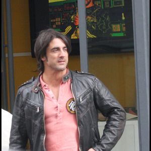 Grégory Basso à la sortie du magasin Christian Audigier à Paris, le 7 juillet 2008  ©Visaw/ Bestimage