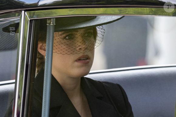 La princesse Eugenie d’York  - Arrivées au service funéraire à l'Abbaye de Westminster pour les funérailles d'Etat de la reine Elizabeth II d'Angleterre. Le sermon est délivré par l'archevêque de Canterbury Justin Welby (chef spirituel de l'Eglise anglicane) au côté du doyen de Westminster David Hoyle. Londres, le 19 septembre 2022

© Moreau / Jacovides / Bestimage