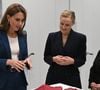 Elle a visité le V&A East Storehouse, nouvel espace du Victoria & Albert Museum qui a ouvert ses portes fin mai
Catherine Kate Middleton, princesse de Galles, est en visite à la V&A East Storehouse à Londres le 10 juin 2025
© Eddie Mulholland / Pool / Burton via Bestimage