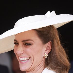 Catherine, Princesse de Galles (Catherine (Kate) Middleton, princesse de Galles), assiste à la cérémonie de l'Ordre de la Jarretière à la chapelle Saint-Georges du château de Windsor le 16 juin 2025 à Windsor, Angleterre

© Ian Vogier/MirrorPix/Bestimage