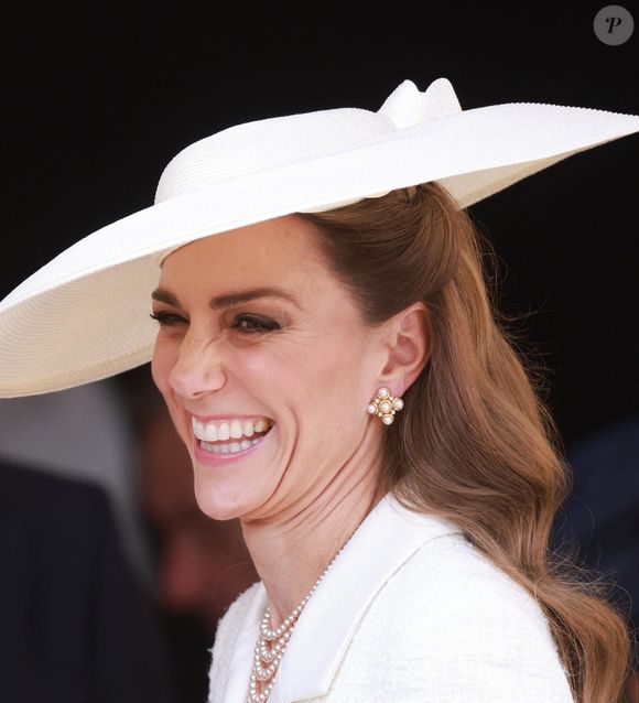 Catherine, Princesse de Galles (Catherine (Kate) Middleton, princesse de Galles), assiste à la cérémonie de l'Ordre de la Jarretière à la chapelle Saint-Georges du château de Windsor le 16 juin 2025 à Windsor, Angleterre

© Ian Vogier/MirrorPix/Bestimage