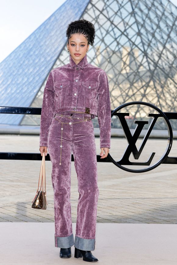 Chase Infiniti au photocall du défilé Louis Vuitton "Collection Femme Prêt-à-Porter Automne/Hiver 2026-2027" lors de la Fashion Week de Paris, le 10 mars 2026

© Olivier Borde / Bestimage