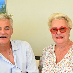 Rendez-vous avec Philippe Bouvard et sa femme Colette à leur domicile à Cannes, France, le 24 août 2022, pour une interview avec Cyril Viguier pour TV5 Monde.

© Bruno Bebert/Bestimage