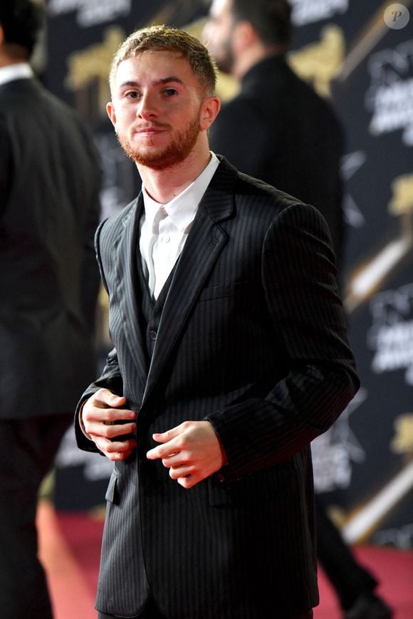 Michou au photocall de la 26ème édition des NRJ Music Awards à Cannes, le 1er novembre 2024. © Bebert-Guignebourg/Bestimage