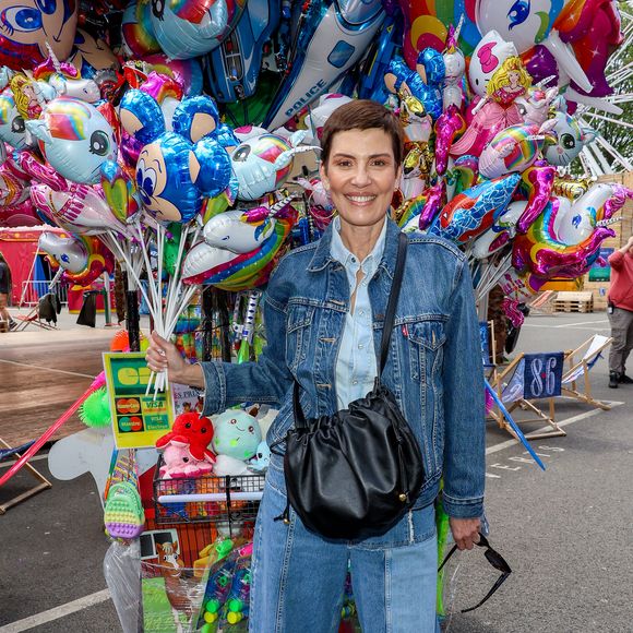 Tout en respectant les choix de chacun, elle affirme ne pas recommander ces excursions.

Cristina Cordula au Festival Gypsikids au Wonderland de Clichy,  en faveur de l'association "Innocence en danger", à Clichy, France, le 5 juin 2024. © Coadic Guirec/Bestimage
