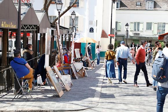 Illustration des peintres portraitistes de la butte Montmartre, sur la place du Tertre, à Paris. Le 30 mars 2021
© Christophe Aubert via Bestimage