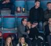Les images parlent d'elles-mêmes !
La princesse Victoria de Suède, son mari le prince Daniel et les princes Oscar et Alexander aux demi-finales de la HockeyAllsvenskan à Stockholm en Suède, le 11 avril 2025