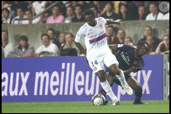 Sidney Govou — match PSG vs Lyon au Parc des Princes

CYRIL MOREAU / BESTIMAGE