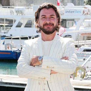 Michael Youn - Photocall du film "Flashback" lors de la 26ème Edition du Festival de la Fiction de La Rochelle. Le 12 septembre 2024
© Patrick Bernard / Bestimage
