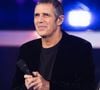 "Si la vie suit son cours logique, je partirai avant elle" a confié le chanteur dans "Ciné Télé Revue". Sa propre mort occupe d'ailleurs toutes ses pensées, si bien qu'il lui a consacré une chanson, dans son dernier album, "L'avenir".
Julien Clerc - Deuxième jour de la 33ème édition du Téléthon au Parc de la Villette à Paris le 7 décembre 2019. © Tiziano Da Silva/Bestimage