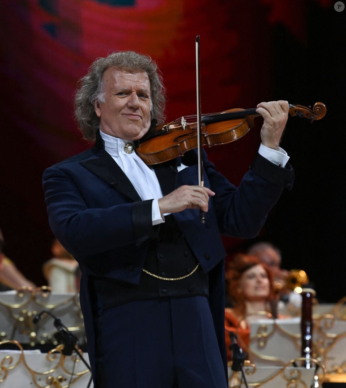 Photo : André Rieu ruiné André Rieu en concert à l'AO Arena de ...