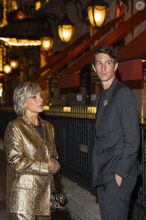 Hélène Mercier-Arnault et son fils Alexandre Arnault - Arrivées à la soirée de lancement du Whisky de la chanteuse Beyoncé "SirDavis" à l'hôtel Plaza Athénée à Paris le 24 septembre 2024. Pierre Perusseau / Bestimage