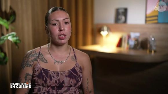 Par ailleurs, elle a trouvé une remplaçante à sa serveuse Laura, qui avait quitté l'établissement.

Laura dans l'épisode de "Cauchemar en cuisine" sur M6, diffusé le 11 septembre 2025