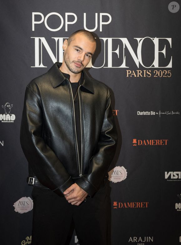 Il a fait des révélations sur les salaires des danseurs de l’émission.

Anthony Colette - Photocall du pop up store influence à Paris le 12 octobre 2025. © Florent Lavieille - Rachid Bellak / Bestimage